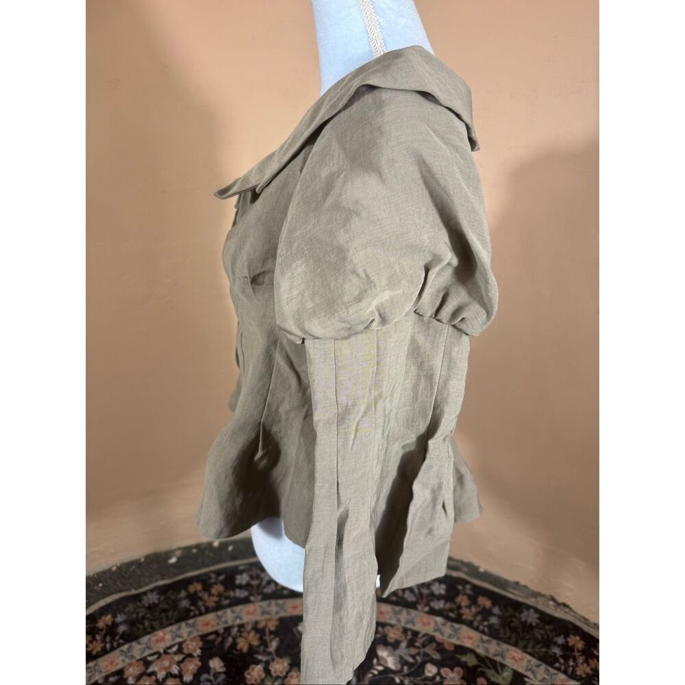 Solitaire Los Angeles Khaki/Sage Green Pleated Linen-Look Jacket | Wide Collar | - Picture 2 of 6
